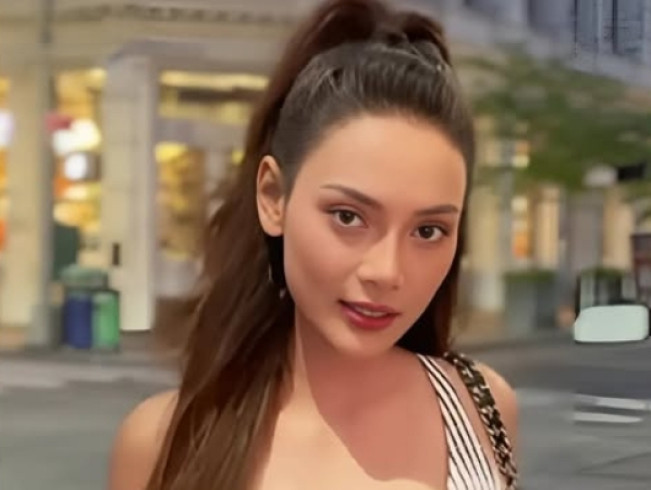 Erika Carlina masih mempertimbangkan langkah perdamaian, sementara proses hukum dan mediasi restorative justice terus berlanjut. [Instagram]